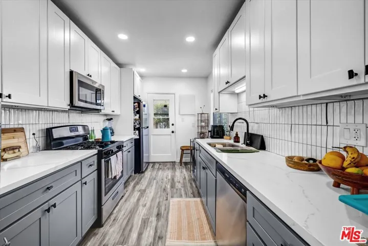 Unit 1 Kitchen
