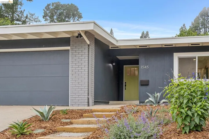 1545 Summit Rd, Berkeley, California 94708