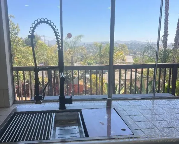 , Escondido, California 92025
