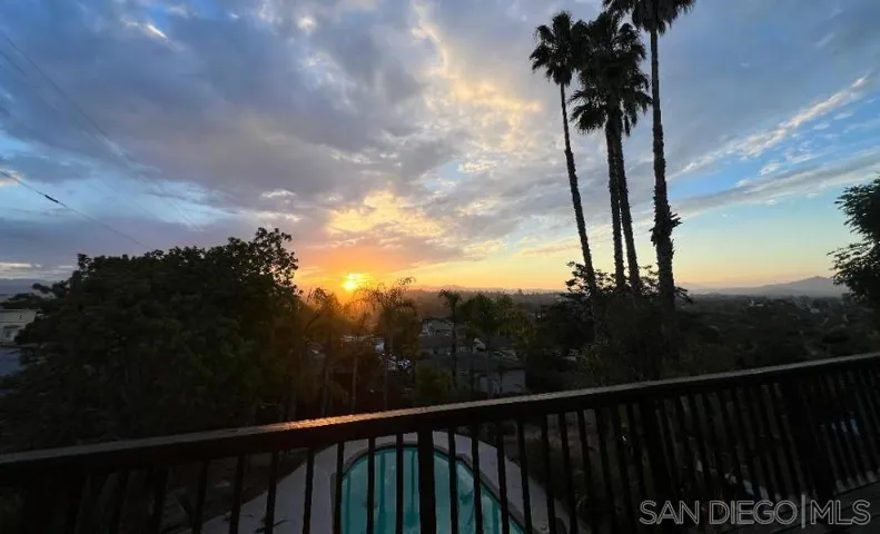 , Escondido, California 92025