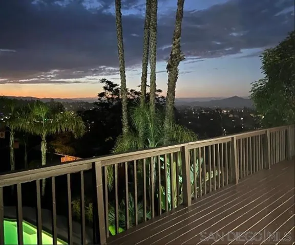 , Escondido, California 92025