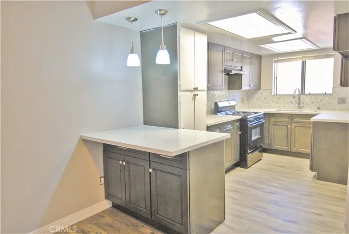 4 Kitchen