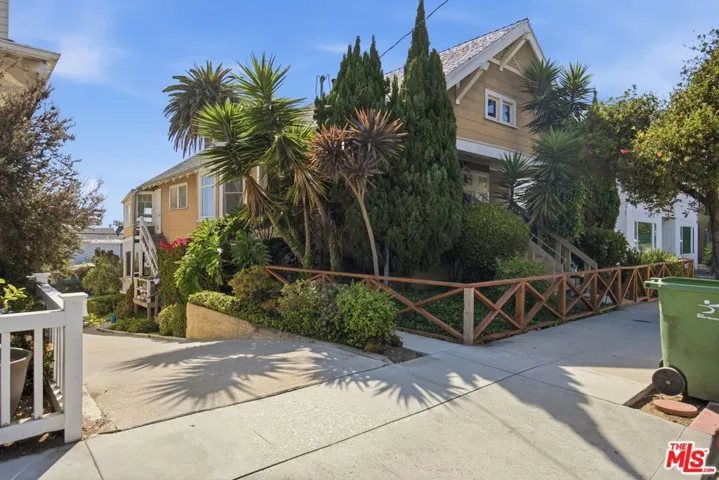 2808 3rd Street A, Santa Monica, California 90405