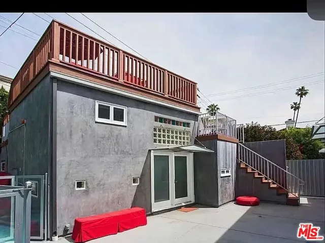 8661 Clifton Way B, Beverly Hills, California 90211