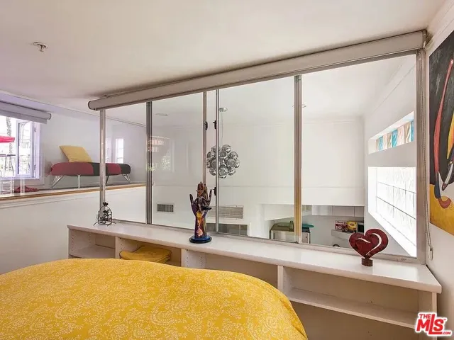 8661 Clifton Way B, Beverly Hills, California 90211