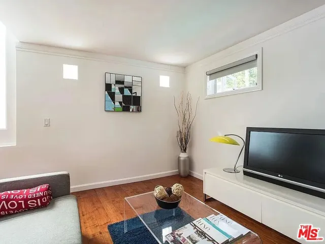 8661 Clifton Way B, Beverly Hills, California 90211