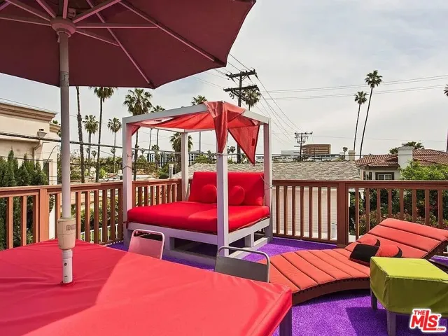 8661 Clifton Way B, Beverly Hills, California 90211