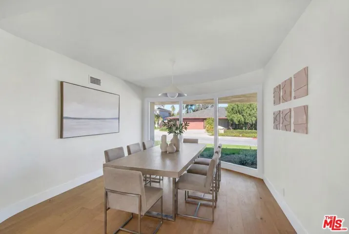 4204 Olympiad Drive, Los Angeles, California 90043