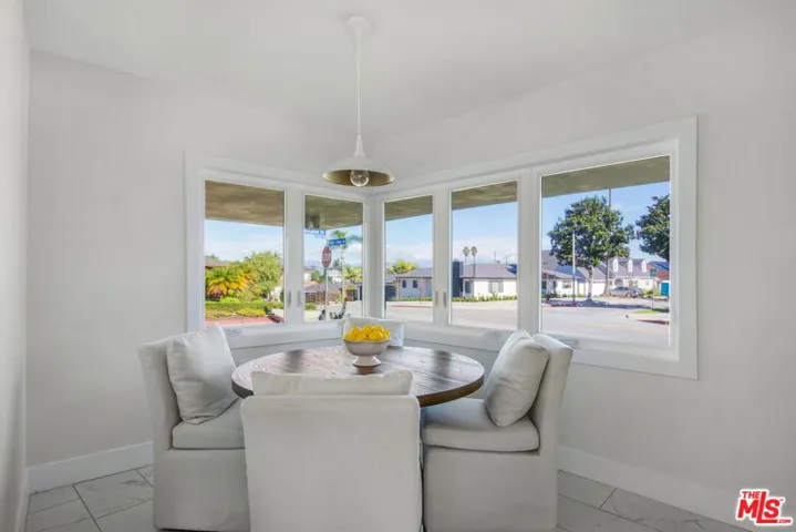 4204 Olympiad Drive, Los Angeles, California 90043