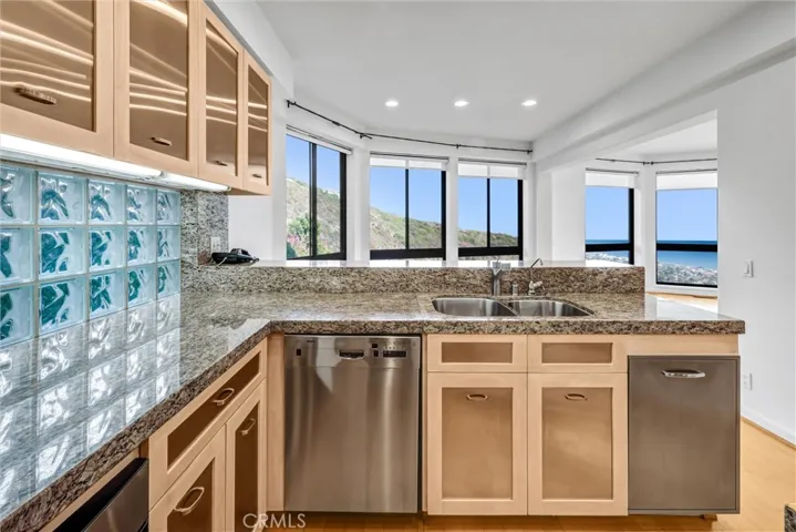 1326 Skyline, Laguna Beach, California 92651
