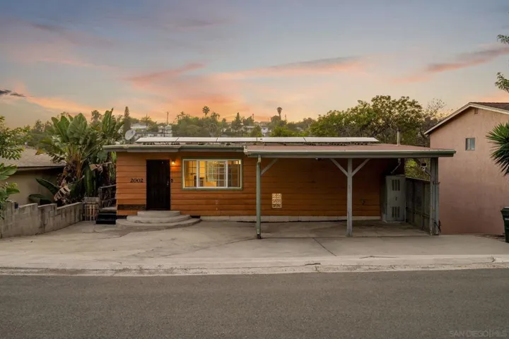 2002 Noble, Lemon Grove, California 91945