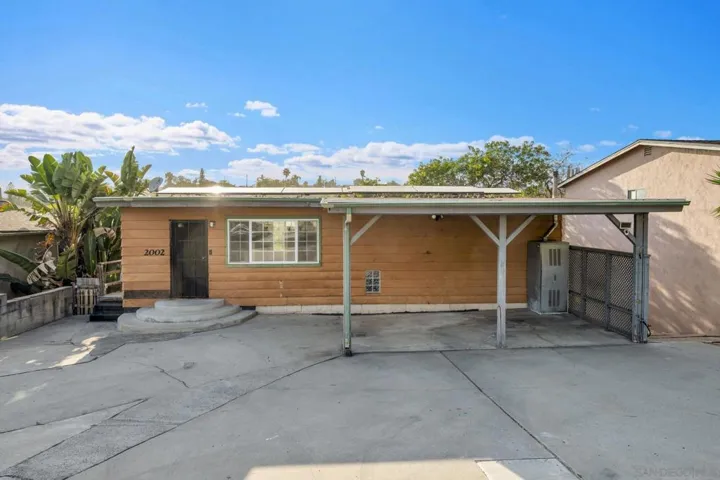 2002 Noble, Lemon Grove, California 91945