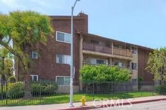 8505 Columbus Avenue 315, North Hills, California 91343