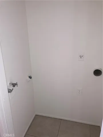 8505 Columbus Avenue 315, North Hills, California 91343