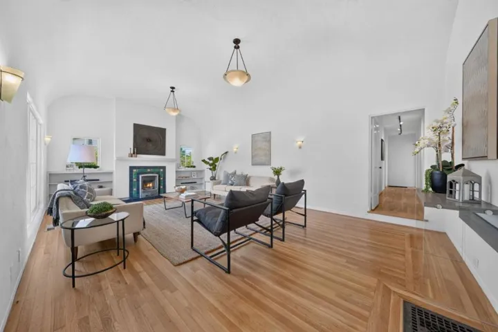 1503 King, Santa Cruz, California 95060