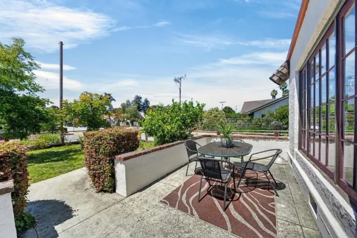 1503 King, Santa Cruz, California 95060