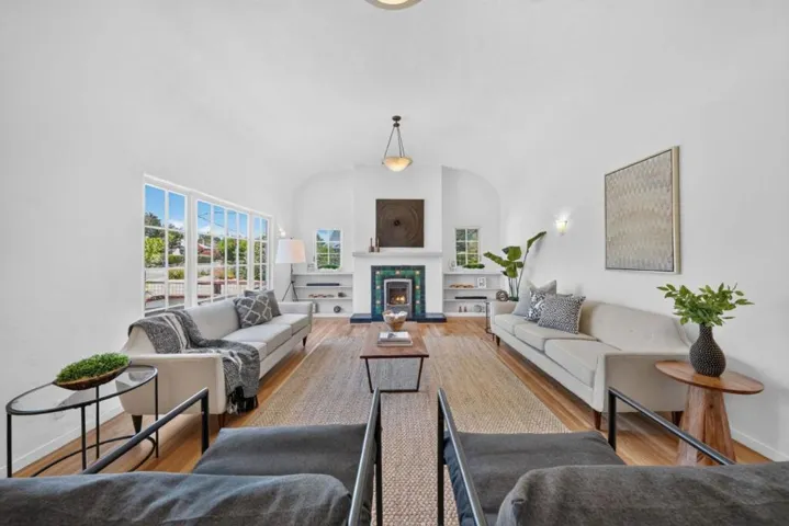 1503 King, Santa Cruz, California 95060