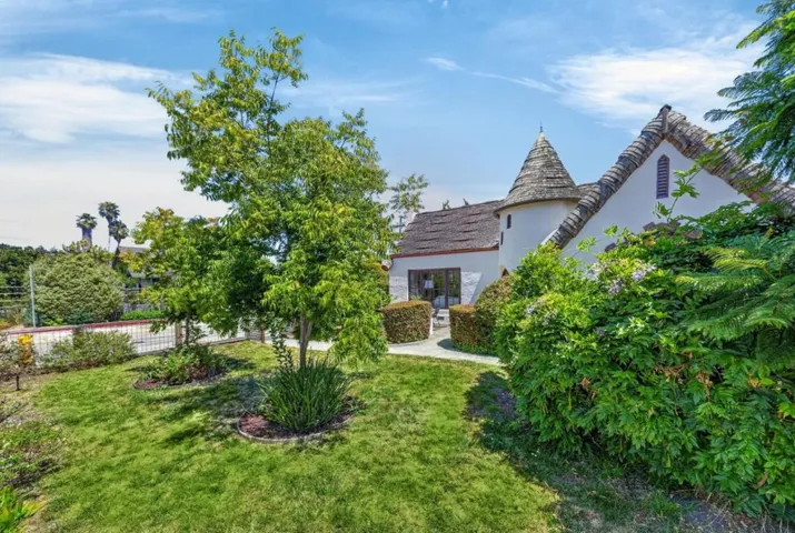 1503 King, Santa Cruz, California 95060