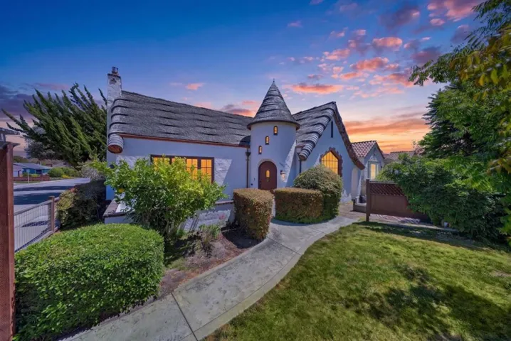 1503 King, Santa Cruz, California 95060