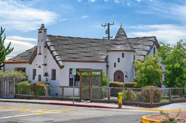 1503 King, Santa Cruz, California 95060