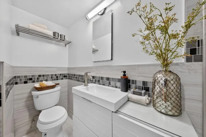 1503 King, Santa Cruz, California 95060