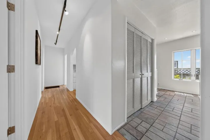 1503 King, Santa Cruz, California 95060