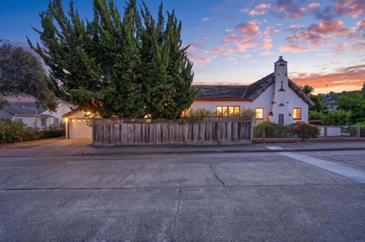 1503 King, Santa Cruz, California 95060