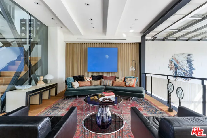 2124 Narcissus Court, Venice, California 90291
