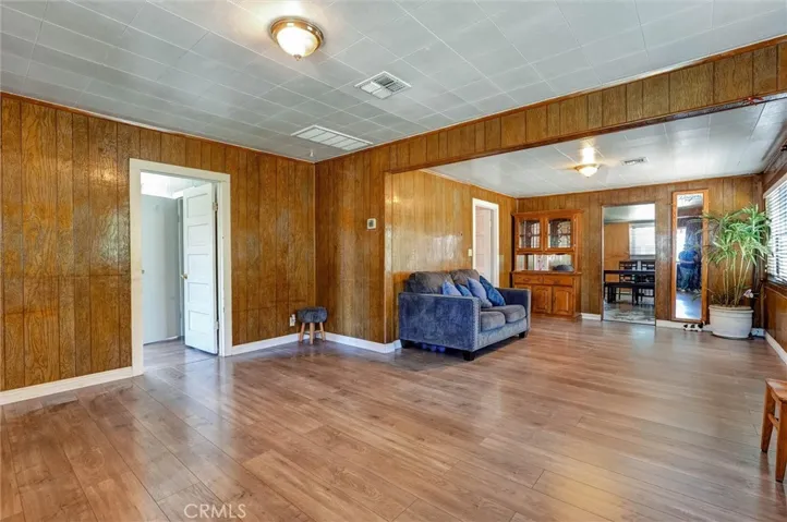 10555 Cayuga, Pacoima, California 91331 — photo 5