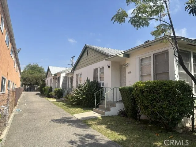 1029 Ruberta, Glendale, California 91201