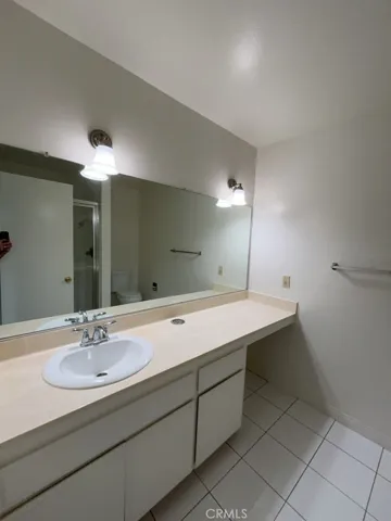 18550 Hatteras Street 21, Los Angeles, California 91356