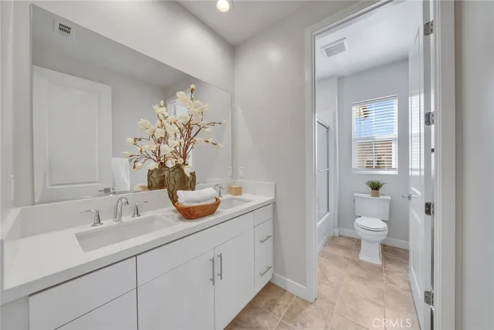 141 Edna, Lake Forest, California 92630