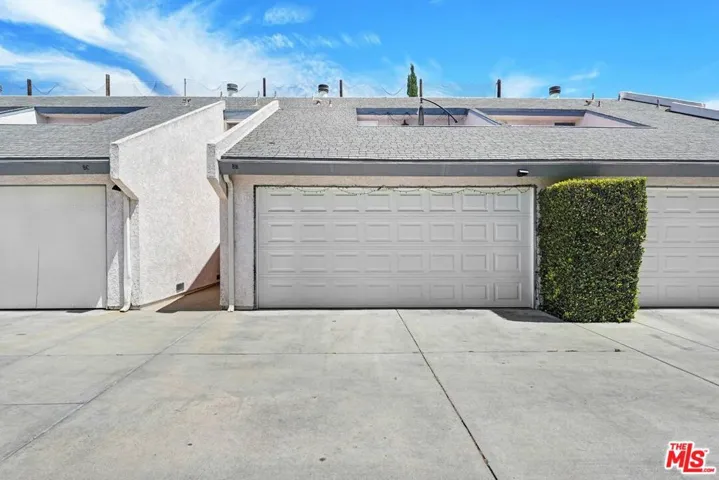 21333 Lassen Street 8b, Los Angeles, California 91311