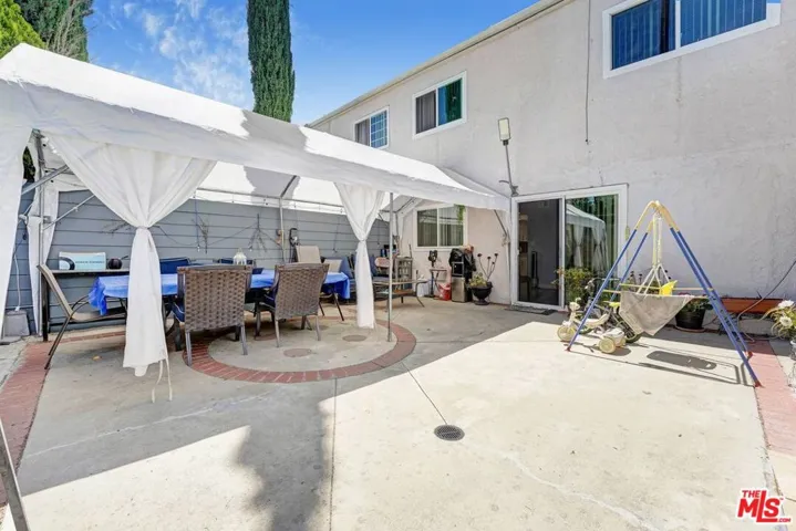 21333 Lassen Street 8b, Los Angeles, California 91311