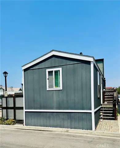 124 Cottonwood Lane, Seal Beach, California 90740