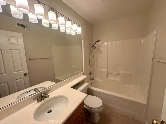 23 Tanglewood, Rancho Santa Margarita, California 92688