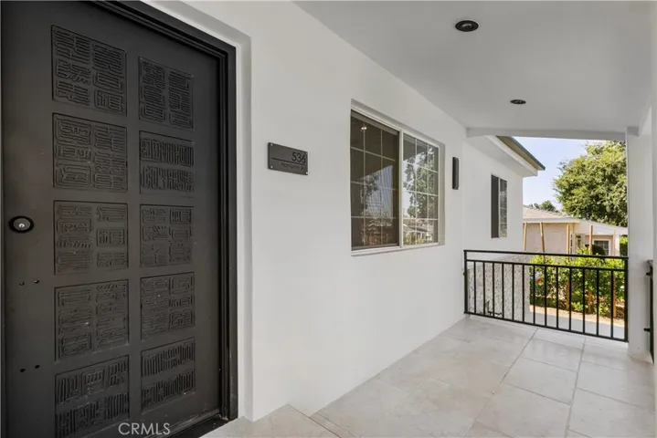 536 Hampton Road, Burbank, California 91504