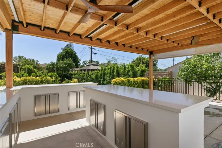 536 Hampton Road, Burbank, California 91504