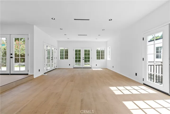 536 Hampton Road, Burbank, California 91504