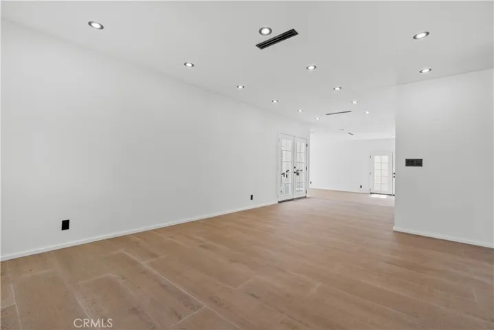 536 Hampton Road, Burbank, California 91504