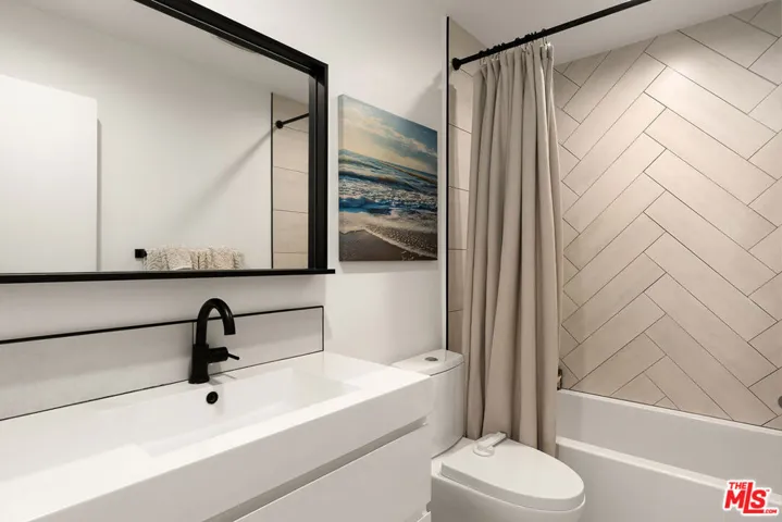 22667 Margarita Drive, Los Angeles, California 91364