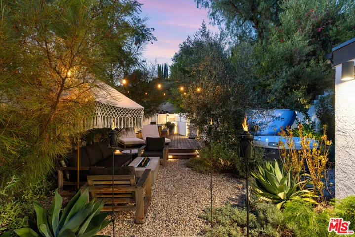 22667 Margarita Drive, Los Angeles, California 91364