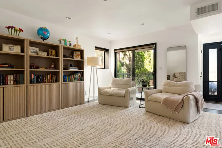 22667 Margarita Drive, Los Angeles, California 91364