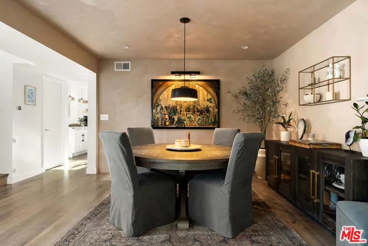22667 Margarita Drive, Los Angeles, California 91364