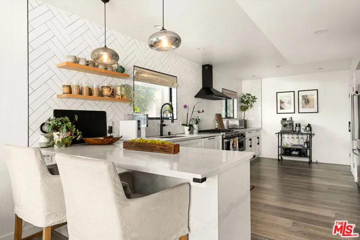 22667 Margarita Drive, Los Angeles, California 91364