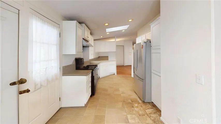 kitchen defurnished