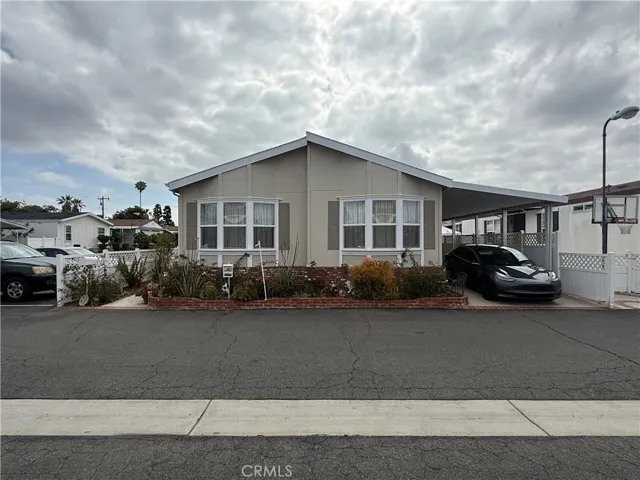 11301 Euclid Street 72, Garden Grove, California 92840