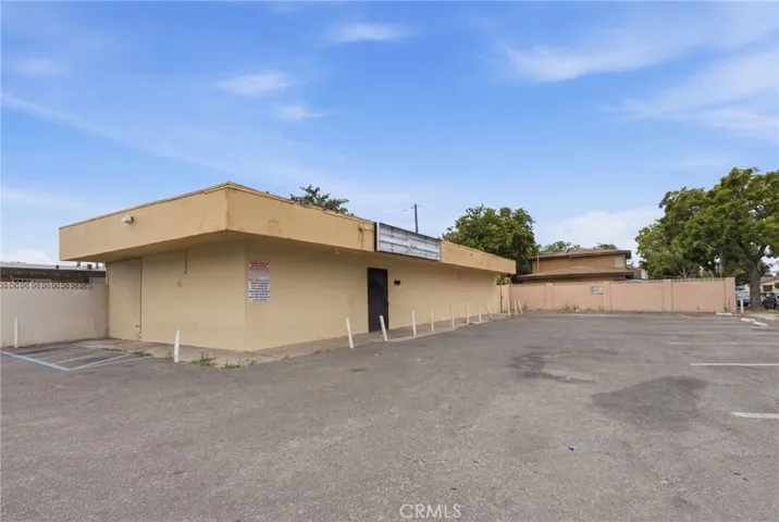1902 S Standard, Santa Ana, California 92707