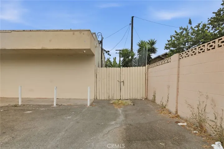 1902 S Standard, Santa Ana, California 92707