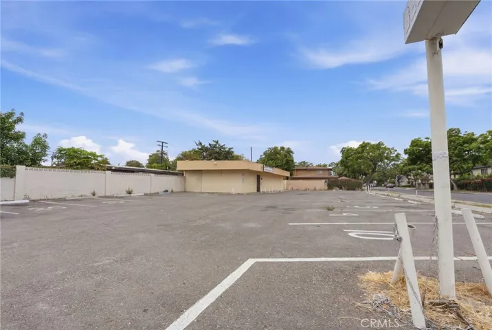 1902 S Standard, Santa Ana, California 92707